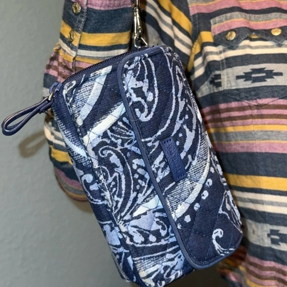 VERA BRADLEY Wallet